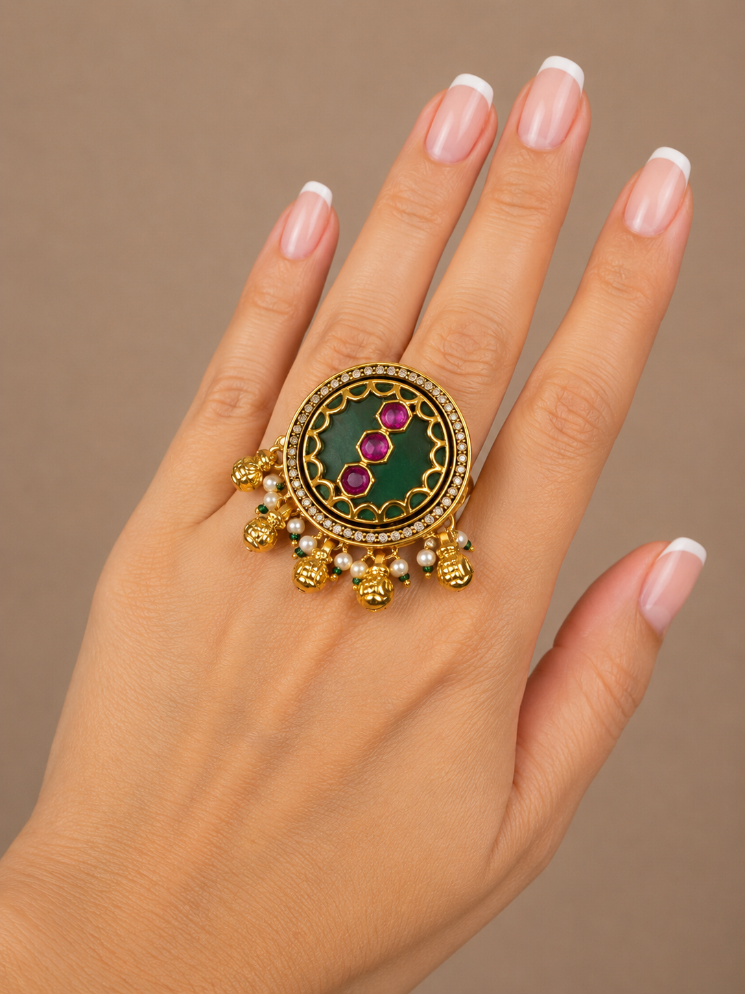 Emerald Royale Ring ✨