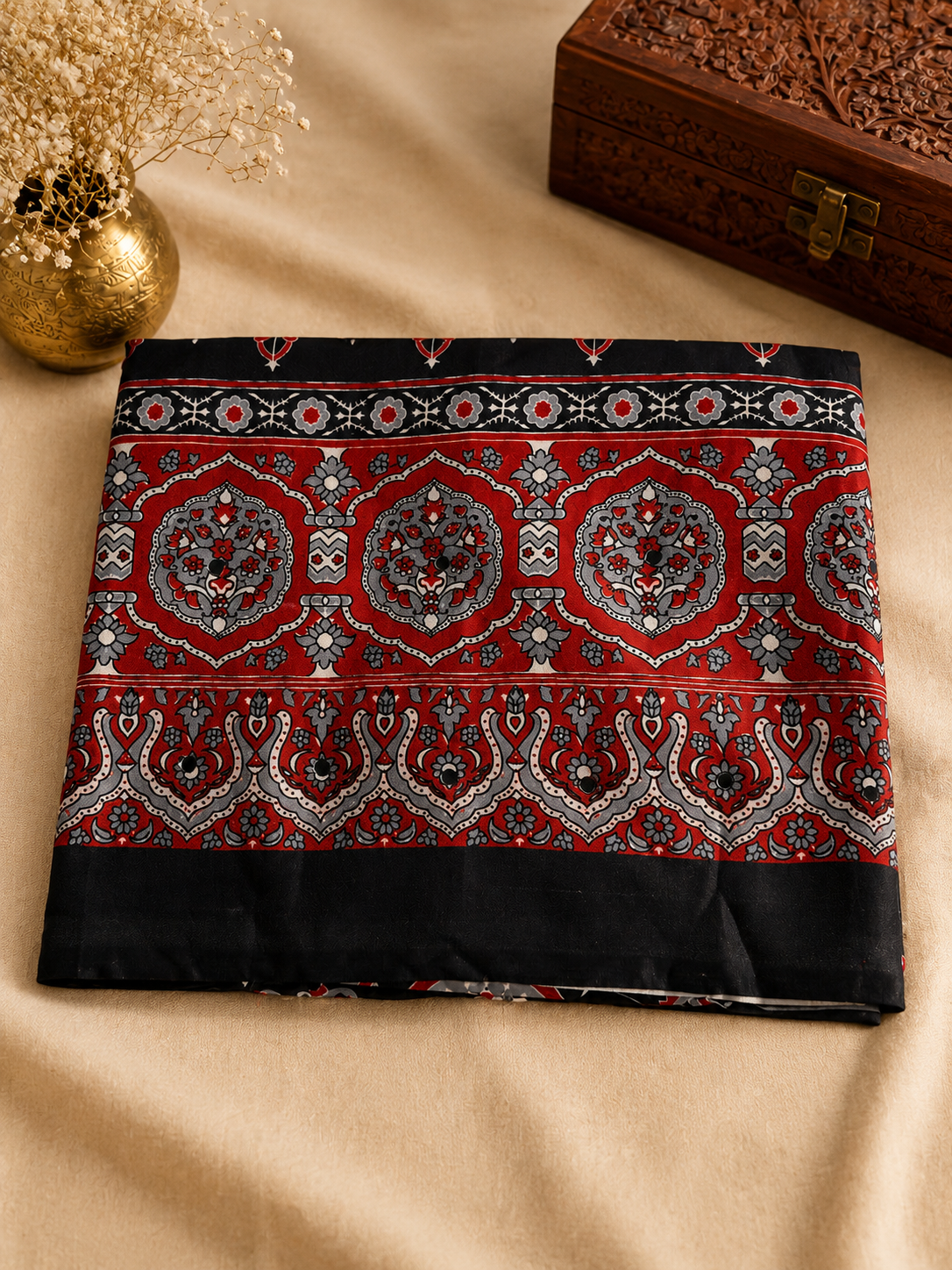 Trending Mirror Print saree